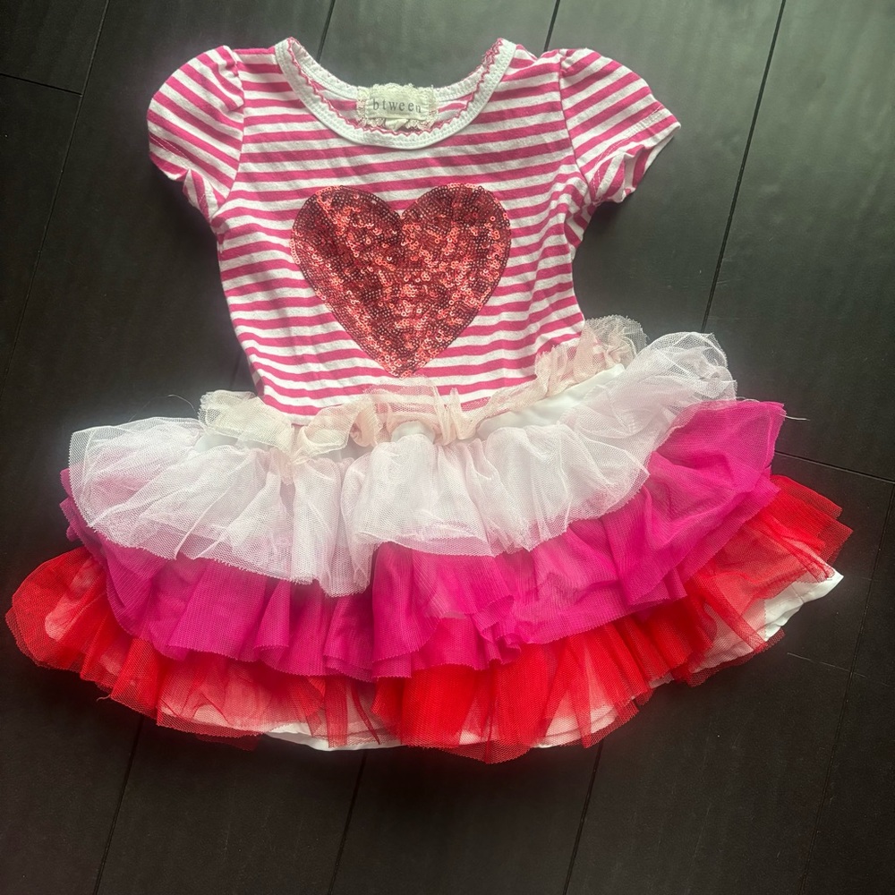 Btween sequin heart ruffle bottom striped top size 3T
